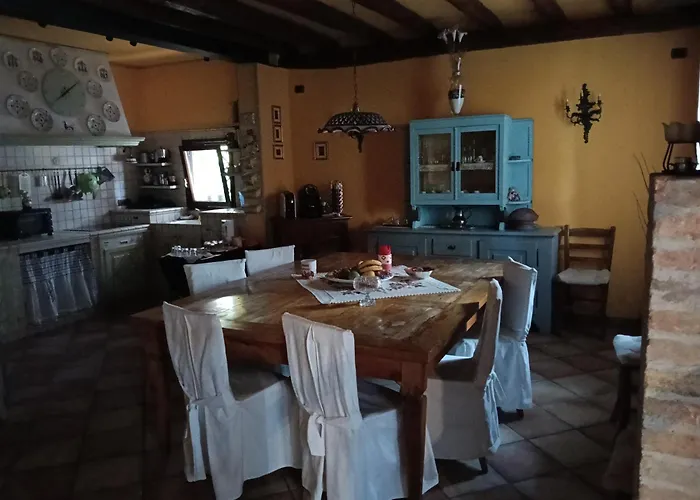 Casa Degli Amici Nocleg ze śniadaniem 4*