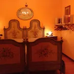 Casa Degli Amici Bed & Breakfast 4*