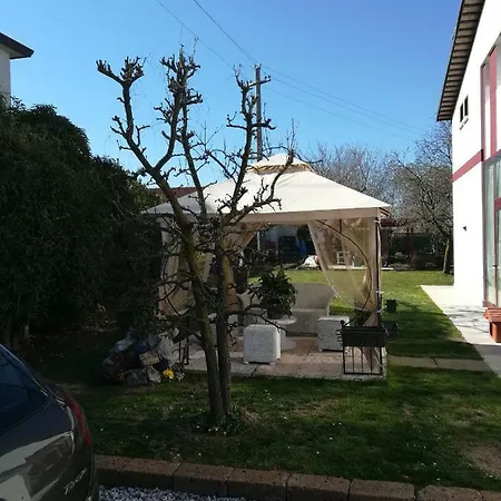 Casa Degli Amici ベッド・アンド・ブレックファスト